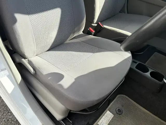 ダイハツ ミラ イース L 高知県 2015(平27)年 9.3万km ホワイト (株)IDOMが運営する【じしゃロン高知店】の自社ローン対象車両になります。こちらは現金ご利用時の価格です。自社ローンご希望の方は別途その旨お申付け下さい。/純正オーディオ/アイドリングストップ/ドラレコ前後/ETC/フロアマット/ドアバイザー