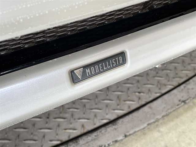 トヨタ ランドクルーザー プラド TX 岩手県 2015(平27)年 8万km ホワイトパールクリスタルシャイン ４WD/モデリスタフロントスポイラー/ディーゼルターボ/センターデフロック/ダウンヒルアシスト/MTモード付AT/横滑り防止装置/ストラーダナビ/フルセグTV/バックカメラ/ドライブレコーダー/ETC/ヘッドライトウォッシャー/トノカバー/オートライト/LEDヘッドランプ/フォグランプ/純正１７インチアルミホイール/純正フロアマット