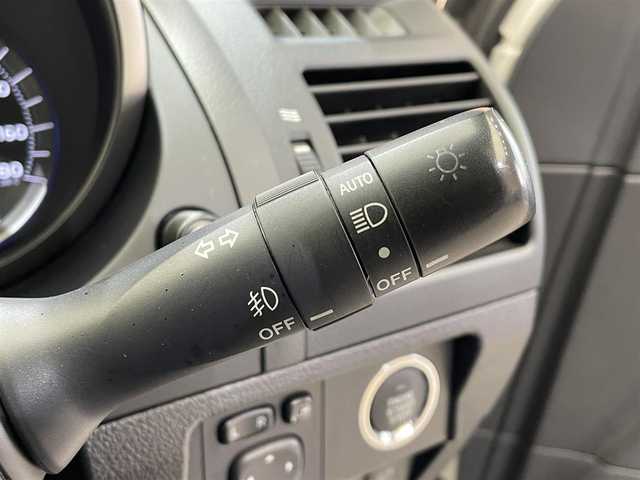 トヨタ ランドクルーザー プラド TX 岩手県 2015(平27)年 8万km ホワイトパールクリスタルシャイン ４WD/モデリスタフロントスポイラー/ディーゼルターボ/センターデフロック/ダウンヒルアシスト/MTモード付AT/横滑り防止装置/ストラーダナビ/フルセグTV/バックカメラ/ドライブレコーダー/ETC/ヘッドライトウォッシャー/トノカバー/オートライト/LEDヘッドランプ/フォグランプ/純正１７インチアルミホイール/純正フロアマット