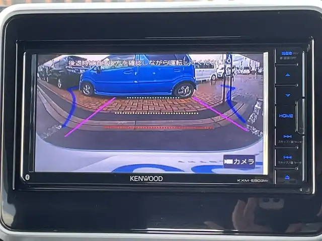 スズキ スペーシア カスタム HYBRID GS 鳥取県 2018(平30)年 9.8万km ピュアホワイトP (株)IDOMが運営する【じしゃロン鳥取店】の自社ローン対象車両になります。こちらは現金ご利用時の価格です。自社ローンご希望の方は別途その旨お申付け下さい。/４WD/純正ナビ（KXM-E503W）/・フルセグTV/・AM/FM/・CD/DVD/・Bluetooth接続/片側パワースライドドア/バックカメラ/純正フロアマット/プッシュスタート/ETC/純正アルミホイール