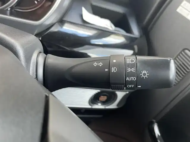 スズキ スペーシア カスタム HYBRID GS 鳥取県 2018(平30)年 9.8万km ピュアホワイトP (株)IDOMが運営する【じしゃロン鳥取店】の自社ローン対象車両になります。こちらは現金ご利用時の価格です。自社ローンご希望の方は別途その旨お申付け下さい。/４WD/純正ナビ（KXM-E503W）/・フルセグTV/・AM/FM/・CD/DVD/・Bluetooth接続/片側パワースライドドア/バックカメラ/純正フロアマット/プッシュスタート/ETC/純正アルミホイール