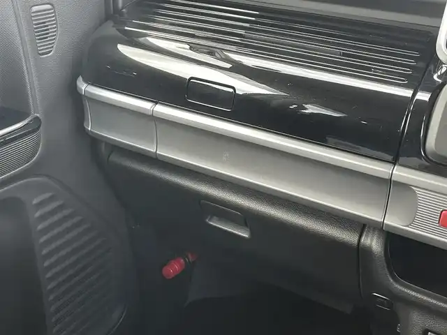 スズキ スペーシア カスタム HYBRID GS 鳥取県 2018(平30)年 9.8万km ピュアホワイトP (株)IDOMが運営する【じしゃロン鳥取店】の自社ローン対象車両になります。こちらは現金ご利用時の価格です。自社ローンご希望の方は別途その旨お申付け下さい。/４WD/純正ナビ（KXM-E503W）/・フルセグTV/・AM/FM/・CD/DVD/・Bluetooth接続/片側パワースライドドア/バックカメラ/純正フロアマット/プッシュスタート/ETC/純正アルミホイール