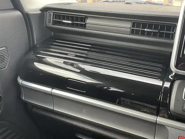 スズキ スペーシア カスタム HYBRID GS 鳥取県 2018(平30)年 9.8万km ピュアホワイトP (株)IDOMが運営する【じしゃロン鳥取店】の自社ローン対象車両になります。こちらは現金ご利用時の価格です。自社ローンご希望の方は別途その旨お申付け下さい。/４WD/純正ナビ（KXM-E503W）/・フルセグTV/・AM/FM/・CD/DVD/・Bluetooth接続/片側パワースライドドア/バックカメラ/純正フロアマット/プッシュスタート/ETC/純正アルミホイール