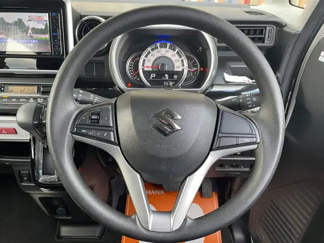 スズキ スペーシア カスタム HYBRID GS 鳥取県 2018(平30)年 9.8万km ピュアホワイトP (株)IDOMが運営する【じしゃロン鳥取店】の自社ローン対象車両になります。こちらは現金ご利用時の価格です。自社ローンご希望の方は別途その旨お申付け下さい。/４WD/純正ナビ（KXM-E503W）/・フルセグTV/・AM/FM/・CD/DVD/・Bluetooth接続/片側パワースライドドア/バックカメラ/純正フロアマット/プッシュスタート/ETC/純正アルミホイール