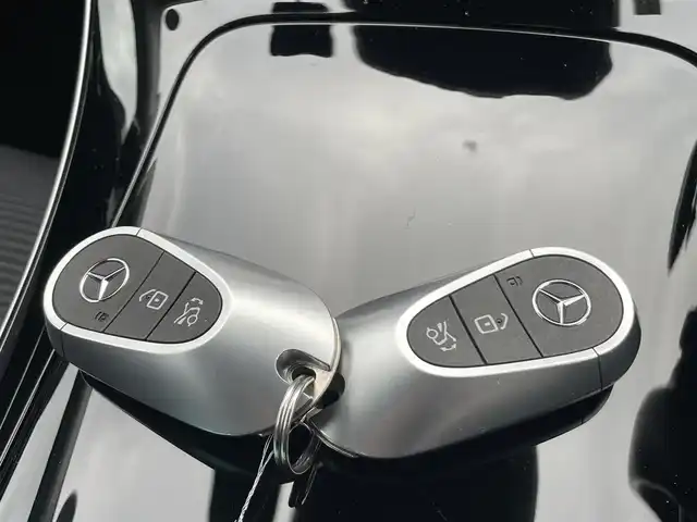 メルセデス・ベンツ Ｃ２２０ｄ 4マチック オールテレイン 栃木県 2023(令5)年 3.4万km ポーラホワイト レーダーセーフティパッケージ /アンビエントライト/ドライブレコーダー /全周囲カメラ /パワーバックドア /ETC  /ヘッドアップディスプレイ /パドルシフト /デジタルライト /スマートキー2個 /保証書 /取扱説明書