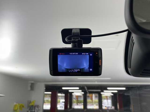 日産 セレナ ハイウェイスター プロパイロットED 愛知県 2017(平29)年 6.1万km ブリリアントホワイトパール 純正9インチSDナビゲーション/CD DVD フルセグTV Bluetooth/純正フリップダウンモニター/バックカメラETC/プロパイロット/ドライブレコーダー/エマジェンシーブレーキ/レーンキープアシスト/両側パワースライドドア/アイドリングストップ/横滑り防止装置/LEDヘッドライト/オートライト/フォグライト/純正16インチアルミホイール/コーナーセンサー(前後)/ステアリングリモコン/ウィンカーミラー/電動格納ミラー/スマートキー/エンジンプッシュスタート/フロアマット/ドアバイザー