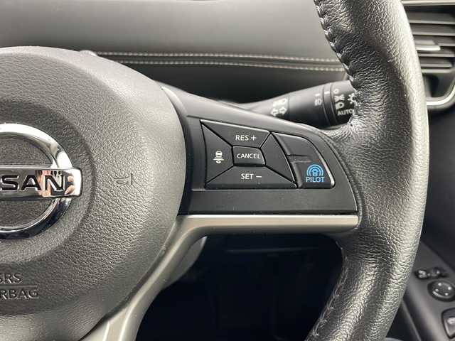 日産 セレナ ハイウェイスター プロパイロットED 愛知県 2017(平29)年 6.1万km ブリリアントホワイトパール 純正9インチSDナビゲーション/CD DVD フルセグTV Bluetooth/純正フリップダウンモニター/バックカメラETC/プロパイロット/ドライブレコーダー/エマジェンシーブレーキ/レーンキープアシスト/両側パワースライドドア/アイドリングストップ/横滑り防止装置/LEDヘッドライト/オートライト/フォグライト/純正16インチアルミホイール/コーナーセンサー(前後)/ステアリングリモコン/ウィンカーミラー/電動格納ミラー/スマートキー/エンジンプッシュスタート/フロアマット/ドアバイザー