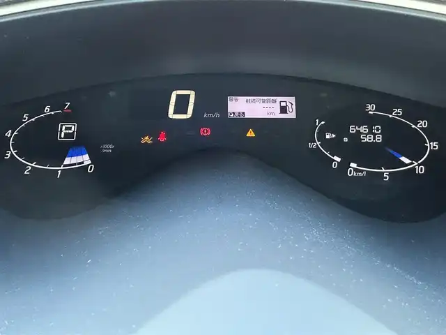 日産 セレナ HWS S HV Vセレ +SeftyⅡ 愛媛県 2016(平28)年 6.5万km ブリリアントホワイトパール 純正SDナビ/ビルトインETC/クルコン/フロントエアロ/スペアキー/LED/オートライト/フリップダウンモニター/コーナーセンサー/純正16インチアルミホイール/アラウンドビューモニター/両側パワースライドドア/レーンキープアシスト/プッシュスタート/衝突被害軽減システム/ABS/横滑り防止装置/純正フロアマット/チップアップシート