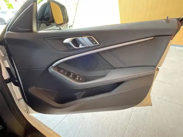 ＢＭＷ ＢＭＷ ２１８ｄ グランクーペ Mスポーツ 愛知県 2021(令3)年 3.4万km アルピンホワイトⅢ 純正ナビ /バックカメラ /Bluetooth /インテリジェントセーフティ/アクティブクルーズコントロール/レーンキープ /レーンディパーチャー /黒ハーフレザー /純正18AW　/ドラレコ/シートヒーター/ハンズフリーパワーテールゲート/LEDヘッドライト