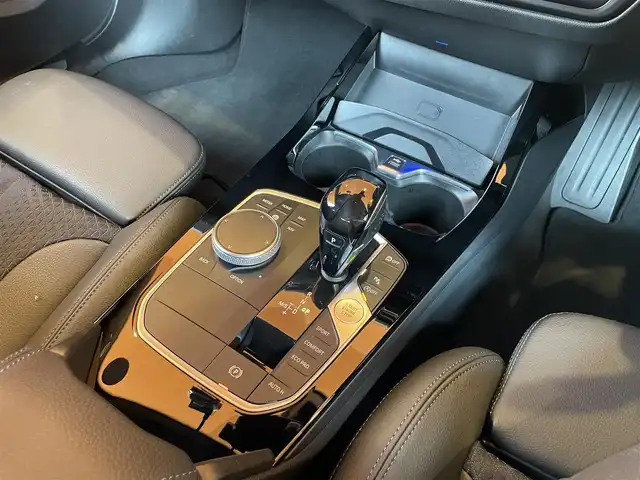 ＢＭＷ ＢＭＷ ２１８ｄ グランクーペ Mスポーツ 愛知県 2021(令3)年 3.4万km アルピンホワイトⅢ 純正ナビ /バックカメラ /Bluetooth /インテリジェントセーフティ/アクティブクルーズコントロール/レーンキープ /レーンディパーチャー /黒ハーフレザー /純正18AW　/ドラレコ/シートヒーター/ハンズフリーパワーテールゲート/LEDヘッドライト