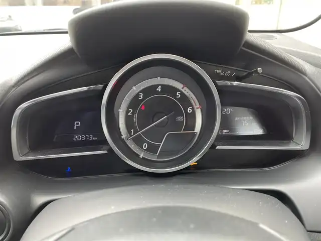 マツダ デミオ XD ツーリング 神奈川県 2015(平27)年 2.1万km スノーフレイクホワイトパールマイカ 純正SDナビ/　Bluetooth/CD/DVD/USB/AUX/フルセグTV/バックカメラ/クルーズコントロール/パドルシフト/衝突被害軽減システム/横滑り防止装置/ETC/LEDヘッドライト/オートライト/アイドリングストップ/純正16インチAW/スマートキー/スペアキー/保証書/取扱説明書