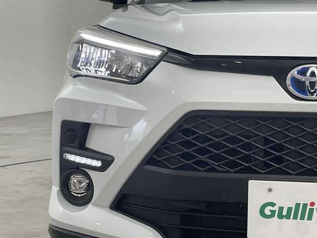 トヨタ ライズ Z 福岡県 2025(令7)年 0.1万km未満 シャイニングホワイトパール 登録済未使用車　/純正ディスプレイオーディオ　/バックカメラ　/レーダークルーズコントロール　/コーナーセンサー　/衝突被害軽減ブレーキ　/レーンキープ　/横滑り防止装置　/シートヒーター　/純正１７インチＡＷ　/ＬＥＤヘッドライト