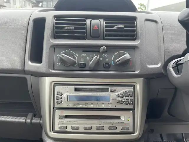 三菱 ｅＫワゴン ブルースタイルエディション 熊本県 2003(平15)年 12.5万km ミディアムブルー 純正カーオーディオ/【CD/MD/FM/AM】/純正フロアマット/革調シートカバー/リモコンキー/ベンチシート/パワーウィンドウ/パワーステアリング/ダブルエアバッグ/ABS/AC/取扱説明書/保証書