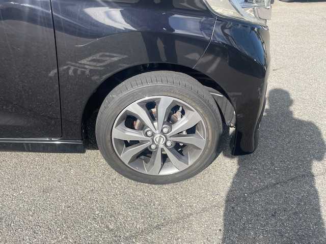 日産 デイズ ルークス ハイウェイスターX Gパッケージ 兵庫県 2016(平28)年 4.2万km ブラック ニッサン純正7インチ（MM316D-W）/・全方位カメラ/・フルセグＴＶ/DVD/・CD/BT/AM/FM/両側パワースライドドア/ＥＴＣ　/前方ドライブレコーダー　/エマージェンシーブレーキ　/横滑り防止装置　/アイドリングストップ　/純正１５インチＡＷ　/プッシュスタート/スマートキー/スペアキー1本