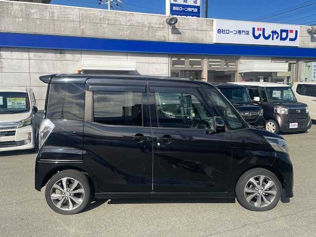 日産 デイズ ルークス ハイウェイスターX Gパッケージ 兵庫県 2016(平28)年 4.2万km ブラック ニッサン純正7インチ（MM316D-W）/・全方位カメラ/・フルセグＴＶ/DVD/・CD/BT/AM/FM/両側パワースライドドア/ＥＴＣ　/前方ドライブレコーダー　/エマージェンシーブレーキ　/横滑り防止装置　/アイドリングストップ　/純正１５インチＡＷ　/プッシュスタート/スマートキー/スペアキー1本