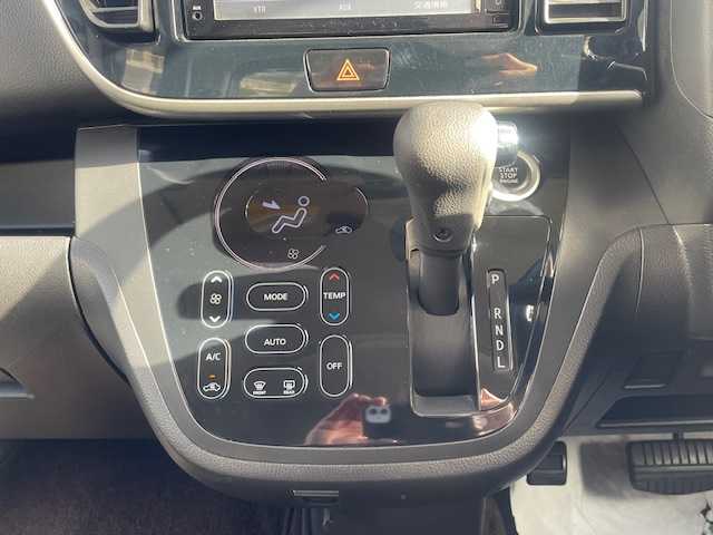 日産 デイズ ルークス ハイウェイスターX Gパッケージ 兵庫県 2016(平28)年 4.2万km ブラック ニッサン純正7インチ（MM316D-W）/・全方位カメラ/・フルセグＴＶ/DVD/・CD/BT/AM/FM/両側パワースライドドア/ＥＴＣ　/前方ドライブレコーダー　/エマージェンシーブレーキ　/横滑り防止装置　/アイドリングストップ　/純正１５インチＡＷ　/プッシュスタート/スマートキー/スペアキー1本