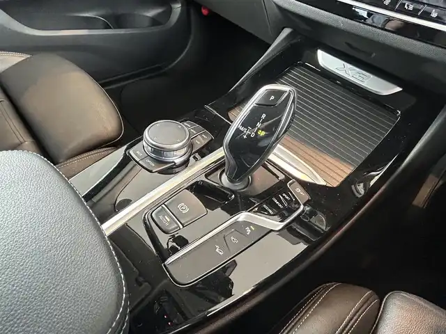 ＢＭＷ Ｘ３ xDrive20d Xライン 茨城県 2019(令1)年 4.1万km グレー インテリジェントS/コンフォートA/純正ナビ/（AM.FM.CD.DVD.BT.USB）/フルセグTV/全周囲カメラ/ETC2.0/ACC/LKA/BSM/前後ドラレコ/D/N席パワーシート/D/N席シートH/パワーバックドア/LEDヘッドライト/Aライト/Aハイビーム/置くだけ充電/ディーラー記録簿R2.3.4.5.6年有り