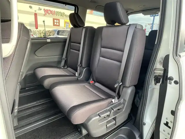 日産 セレナ ハイウェイスター Vセレクション 山口県 2017(平29)年 8.3万km ブリリアントホワイトパール 9型ナビ フルセグTV CD DVD BT BD/フリップダウンモニター/アラウンドビューモニター/コーナーセンサー/両側パワースライドドア/LEDオートヘッドライト/フォグライト/クルーズコントロール/ETC/スマートキー 2個/ドラレコ/パーキングアシスト/ハンズフリーオートスライドドア/衝突被害軽減ブレーキ/レーンアシスト/ステアリングリモコン/W サイド カーテン エアバッグ/禁煙車