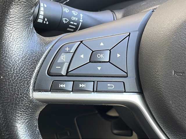 日産 セレナ ハイウェイスター V 長野県 2017(平29)年 7万km ブリリアントホワイトパール エマージェンシーブレーキ/純正メモリナビフルセグTV/両側パワースライドドア/ETC/ドライブレコーダー/純正16インチアルミ/クルーズコントロール/インテリジェントキー/ワンオーナー /保証書・取説/スペアキー