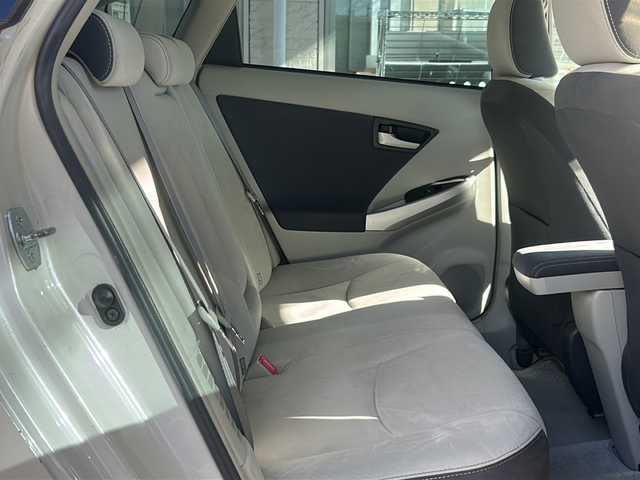 トヨタ プリウス S　LEDエディション 高知県 2010(平22)年 9万km ホワイトパールクリスタルシャイン ETC/アイドリングストップ/ナビ/Bluetooth接続/エンジンスタートボタン/スマートキー/フロアマット純正/ABS/盗難防止装置/LEDヘッドライト/エアバッグ　W+サイド