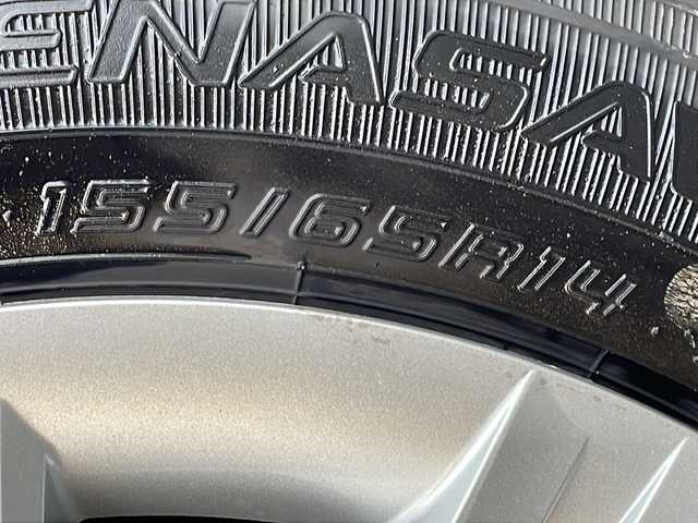 ダイハツ ミラ イース X リミテッド SAⅢ 青森県 2023(令5)年 0.4万km シャイニングホワイトパール 4WD/純正オーディオ/CD・AUX・iPod/スマートアシストIII/衝突回避支援ブレーキ/車線逸脱警報/オートハイビーム/LEDヘッドライト/オートライト/プライバシーガラス/電格ドアミラー/アイドリングストップ/リモコンキー/スペアキー