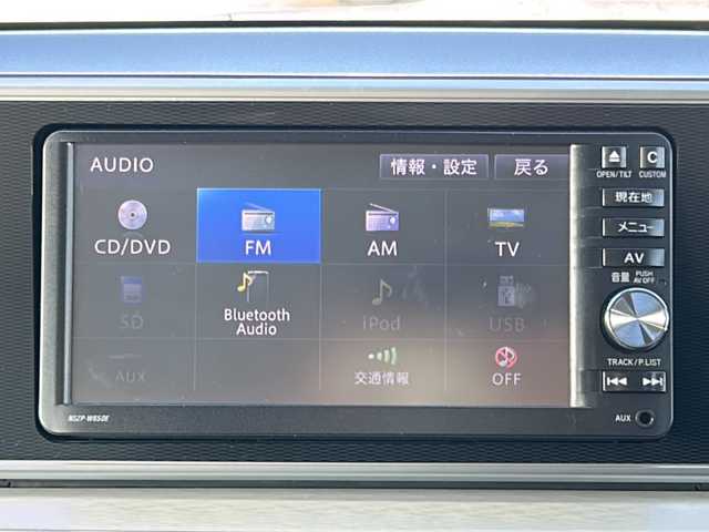 ダイハツ キャスト スタイル G SAⅡ 石川県 2016(平28)年 2.8万km パールホワイトⅢ スマートアシストII/・衝突回避支援ブレーキ機能/・衝突警報機能/・誤発進抑制制御機能/・先行車発進お知らせ機能/・VSC&TRC/・レーンキープアシスト/純正SDナビゲーション/【CD・DVD・Bluetooth・SD・AUX】/型番：NSZP-W65DF/D席シートヒーター/ステアリングリモコン/アイドリングストップ/LEDヘッドライト/・オートライト/・フォグランプ/プッシュスタート/・スマートキー/・スペアキー/純正フロアマット/取扱説明書/保証書