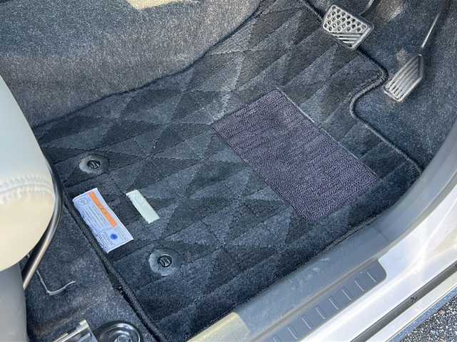 ダイハツ キャスト スタイル G SAⅡ 石川県 2016(平28)年 2.8万km パールホワイトⅢ スマートアシストII/・衝突回避支援ブレーキ機能/・衝突警報機能/・誤発進抑制制御機能/・先行車発進お知らせ機能/・VSC&TRC/・レーンキープアシスト/純正SDナビゲーション/【CD・DVD・Bluetooth・SD・AUX】/型番：NSZP-W65DF/D席シートヒーター/ステアリングリモコン/アイドリングストップ/LEDヘッドライト/・オートライト/・フォグランプ/プッシュスタート/・スマートキー/・スペアキー/純正フロアマット/取扱説明書/保証書