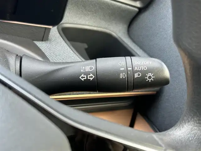 日産 サクラ G 島根県 2023(令5)年 0.4万km ホワイトパール 登録時走行距離3737km/ワンオーナー/純正ナビ(Bluetooth・AM・FM)/フルセグTV/全周囲カメラ/プロパイロット/レーダークルーズコントロール/前後コーナーセンサー/ETC2.0/シートヒーター(運転席・助手席)/ハンドルヒーター/オートライト/LEDヘッドライト/フォグランプ/純正14インチAW/純正フロアマット/スマートキー(スペアキー×1)/禁煙車