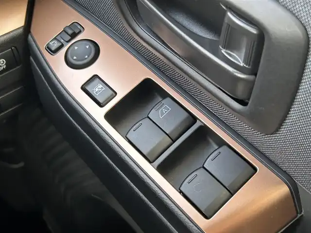 日産 サクラ G 島根県 2023(令5)年 0.4万km ホワイトパール 登録時走行距離3737km/ワンオーナー/純正ナビ(Bluetooth・AM・FM)/フルセグTV/全周囲カメラ/プロパイロット/レーダークルーズコントロール/前後コーナーセンサー/ETC2.0/シートヒーター(運転席・助手席)/ハンドルヒーター/オートライト/LEDヘッドライト/フォグランプ/純正14インチAW/純正フロアマット/スマートキー(スペアキー×1)/禁煙車