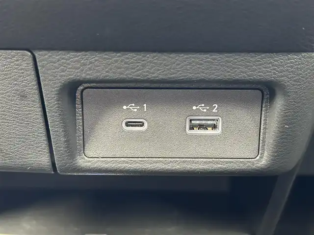 日産 サクラ G 島根県 2023(令5)年 0.4万km ホワイトパール 登録時走行距離3737km/ワンオーナー/純正ナビ(Bluetooth・AM・FM)/フルセグTV/全周囲カメラ/プロパイロット/レーダークルーズコントロール/前後コーナーセンサー/ETC2.0/シートヒーター(運転席・助手席)/ハンドルヒーター/オートライト/LEDヘッドライト/フォグランプ/純正14インチAW/純正フロアマット/スマートキー(スペアキー×1)/禁煙車