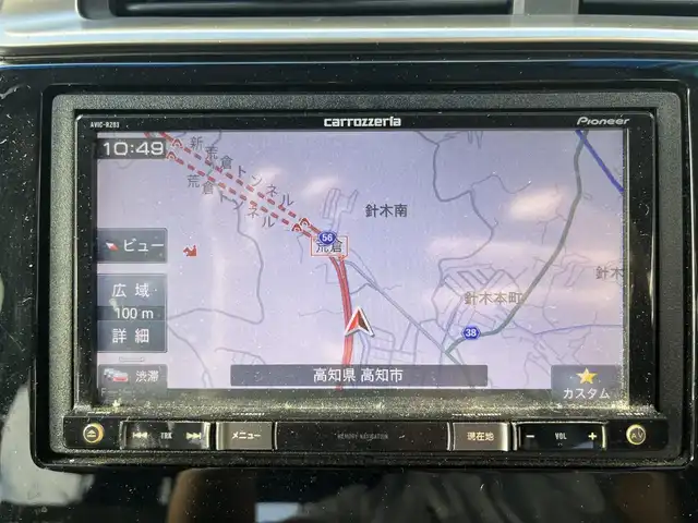 ホンダ フィット ハイブリット Lパッケージ 高知県 2015(平27)年 5.6万km プレミアムホワイトパール 純正ナビ/ETC/ドライブレコーダー/フルセグテレビ/バックカメラ/クルーズコントロール/プッシュスタート/フロアマット/純正16インチアルミホイール/オートライト/横滑り防止装置/盗難防止装置/LEDヘッドライト/運転席＋助手席エアバッグ/本革巻きステアリング/AAC