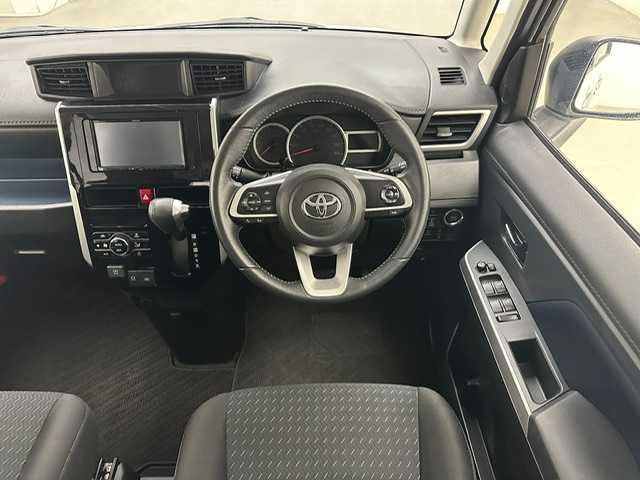 トヨタ ルーミー カスタムG 兵庫県 2023(令5)年 4.8万km ブラックマイカメタリック/パールホワイト2トーン 社外メモリナビ(CD/Bt/ワンセグ)/・MDV-D309BT/バックカメラ/両側パワースライドドア/ACC/PCS/コーナーセンサー/電子パーキング/オートホールド/LEDヘッドライト/LEDフォグ/オートハイビーム/ドライブレコーダー/ETC/アイドリングストップ/オプションスペアタイヤ/純正14AW/純正マット