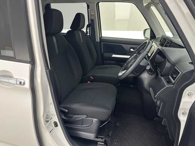 トヨタ ルーミー カスタムG 兵庫県 2023(令5)年 4.8万km ブラックマイカメタリック/パールホワイト2トーン 社外メモリナビ(CD/Bt/ワンセグ)/・MDV-D309BT/バックカメラ/両側パワースライドドア/ACC/PCS/コーナーセンサー/電子パーキング/オートホールド/LEDヘッドライト/LEDフォグ/オートハイビーム/ドライブレコーダー/ETC/アイドリングストップ/オプションスペアタイヤ/純正14AW/純正マット