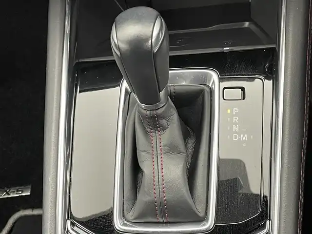 マツダ ＣＸ－５ XD スポーツアピアランス 熊本県 2022(令4)年 4.5万km ソウルレッドクリスタルM 純正ナビ（ＢＴ・フルセグ・ＡＭ・ＦＭ）/全周囲カメラ　/純正前後ドライブレコーダー　/ＥＴＣ　/ヘッドアップディスプレイ/車線逸脱警報/ブラインドスポットモニター/レーダークルーズコントロール/レーンキープアシスト/衝突軽減ブレーキ/標識認識機能/横滑り防止/アイドリングストップ/パワーバックドア　/前席シートヒーター　/前席パワーシート　/ステアリングヒータ　/置くだけ充電/パドルシフト/前後クリアランスソナー/純正フロアマット/純正19インチAW/オートライト/LEDヘッドライト/フォグランプ/スマートキー/プッシュスタート/保証書/取扱説明書
