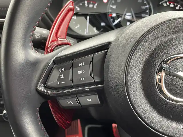 マツダ ＣＸ－５ XD スポーツアピアランス 熊本県 2022(令4)年 4.5万km ソウルレッドクリスタルM 純正ナビ（ＢＴ・フルセグ・ＡＭ・ＦＭ）/全周囲カメラ　/純正前後ドライブレコーダー　/ＥＴＣ　/ヘッドアップディスプレイ/車線逸脱警報/ブラインドスポットモニター/レーダークルーズコントロール/レーンキープアシスト/衝突軽減ブレーキ/標識認識機能/横滑り防止/アイドリングストップ/パワーバックドア　/前席シートヒーター　/前席パワーシート　/ステアリングヒータ　/置くだけ充電/パドルシフト/前後クリアランスソナー/純正フロアマット/純正19インチAW/オートライト/LEDヘッドライト/フォグランプ/スマートキー/プッシュスタート/保証書/取扱説明書