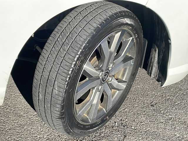 トヨタ ルーミー カスタムG－T 静岡県 2019(令1)年 2.2万km パールホワイトⅢ ９インチＳＤナビ（NSZT-Y68T）/CD/DVD/SD/Bluetooth/フルセグ/バックモニター/純正ビルトインETC/前方ドライブレコーダー/追従型クルーズコントロ―ル/レーンキープアシスト/前後コーナーセンサー/盗難防止装置/前席シートヒーター/両側パワースライドドア/純正LEDヘッドライト/フォグランプ/オートマチックハイビーム/衝突被害軽減システム/横滑り防止機能/純正15インチAW/純正ドアバイザー/純正フロアマット/取扱説明書/保証書