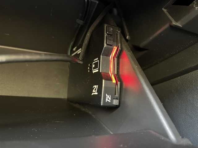 トヨタ ８６ GT リミテッド 愛知県 2020(令2)年 4.6万km アズライトブルー carrozzeria製ナビ/（CD/DVD/MSV/AM/FM/フルセグTV/Bluetooth/USB/AUX）/６MT/クルーズコントロール/ETC/ドラレコ/純正フロアマット/プッシュスタート/スペアキー×１/保証書/取扱説明書