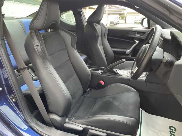 トヨタ ８６ GT リミテッド 愛知県 2020(令2)年 4.6万km アズライトブルー carrozzeria製ナビ/（CD/DVD/MSV/AM/FM/フルセグTV/Bluetooth/USB/AUX）/６MT/クルーズコントロール/ETC/ドラレコ/純正フロアマット/プッシュスタート/スペアキー×１/保証書/取扱説明書