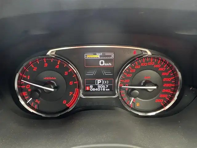 スバル ＷＲＸ Ｓ４ 2．0GT‐S アイサイト 道東・釧路十勝 2016(平28)年 8.4万km クリスタルブラックシリカ 4WD/Eye Sight Ver.3/・プリクラッシュブレーキ/・全車速追従機能付クルーズコントロール/・アクティブレーンキープ/・AT誤発進抑制制御/・AT誤後進抑制制御/・車線逸脱警報/・ふらつき警報/・先行車発進お知らせ/・低速クルーズコントロール/社外ナビ/（CD/DVD/BT）/フルセグTV/バックカメラ/ビルトインETC/革巻きステアリング/パドルシフト/MTモード付AT/レザーシート/パワーシート/（運転席/助手席）/プッシュスタート/スマートキー/純正18インチAW/エアロパーツ/（サイド）/純正LEDヘッドライト/フォグランプ/（フロント）/ウィンカーミラー/電動格納ミラー/純正ドアバイザー/純正フロアマット/アイドリングストップ/横滑り防止装置