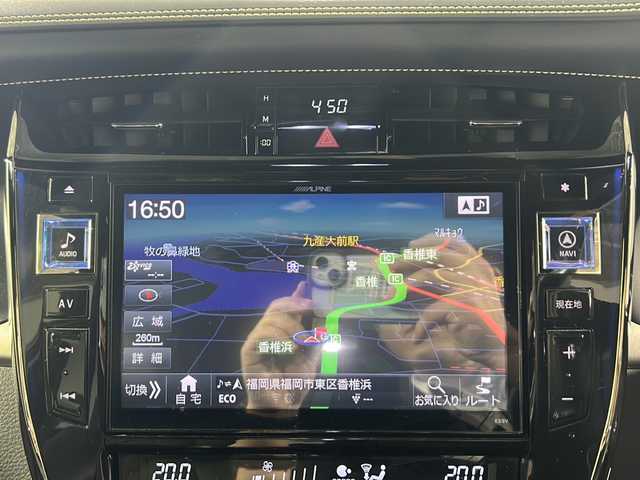 トヨタ ハリアー プレミアム 福岡県 2017(平29)年 6.4万km ホワイトパールクリスタルシャイン ・フルセグTV/・Bluetooth/・社外ナビ（アルパイン）/・ドラレコ/・ACC/・電動リアゲート/・スマートキー/・プッシュスタート/・18インチ純正ホイール/・ETC/・Bカメラ/・CD/DVD/LEDヘッドライト