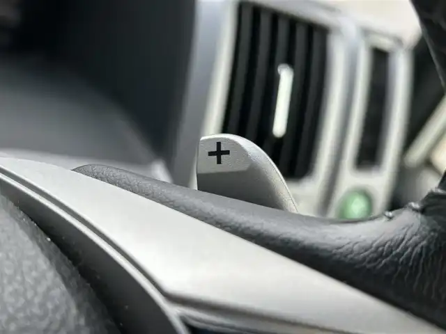 ホンダ ステップワゴン スパーダ Z クールスピリット 埼玉県 2013(平25)年 15.3万km ホワイトオーキッドパール 純正9型プレミアムインターナビ(VXM-135VFNi)/【フルセグTV/SD/CD/DVD/Bluetooth】/バックカメラ/両側パワースライドドア/クルーズコントロール/ハーフレザーシート/パドルシフト/オートLEDライト/アクティブコーナーライト/純正17インチアルミホイール/ビルトインETC/ドライブレコーダー(ZDR-017)/アイドリングストップ/横滑り防止装置/盗難防止装置/純正フロアマット/スマートキー/スペアキー/三列シート/ウォークスルー/取扱説明書