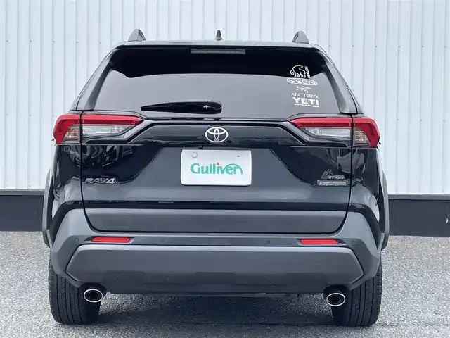 トヨタ ＲＡＶ４ アドベンチャー オフロードPKG 千葉県 2021(令3)年 5.8万km アティチュードブラックマイカ 純正9インチナビ/(フルセグTV/CD/DVD/AM/FM/Blutooth)/バックカメラ/デジタルインナーミラー/衝突被害軽減システム/車線逸脱警報/クルーズコントロール/レザーシート/横滑り防止装置/ETC/ドライブレコーダー/LEDヘッドライト/フォグランプ/オートライト/ウィンカーミラー/電動格納ミラー/純正18インチAW/シートヒーター/エアシート/シートリフター/ステアリングヒーター/プッシュスタート/スマートキー/フロアマット/ドアバイザー/スペアキー/取扱説明書/保証書