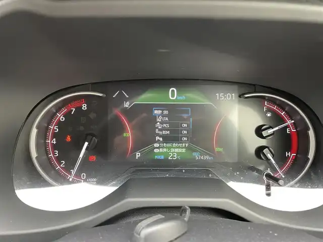 トヨタ ＲＡＶ４ アドベンチャー オフロードPKG 千葉県 2021(令3)年 5.8万km アティチュードブラックマイカ 純正9インチナビ/(フルセグTV/CD/DVD/AM/FM/Blutooth)/バックカメラ/デジタルインナーミラー/衝突被害軽減システム/車線逸脱警報/クルーズコントロール/レザーシート/横滑り防止装置/ETC/ドライブレコーダー/LEDヘッドライト/フォグランプ/オートライト/ウィンカーミラー/電動格納ミラー/純正18インチAW/シートヒーター/エアシート/シートリフター/ステアリングヒーター/プッシュスタート/スマートキー/フロアマット/ドアバイザー/スペアキー/取扱説明書/保証書