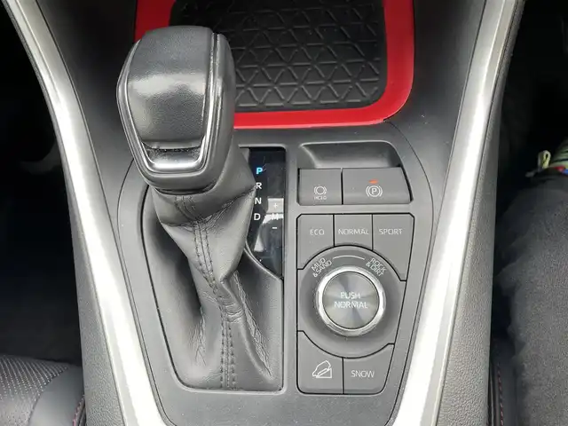 トヨタ ＲＡＶ４ アドベンチャー オフロードPKG 千葉県 2021(令3)年 5.8万km アティチュードブラックマイカ 純正9インチナビ/(フルセグTV/CD/DVD/AM/FM/Blutooth)/バックカメラ/デジタルインナーミラー/衝突被害軽減システム/車線逸脱警報/クルーズコントロール/レザーシート/横滑り防止装置/ETC/ドライブレコーダー/LEDヘッドライト/フォグランプ/オートライト/ウィンカーミラー/電動格納ミラー/純正18インチAW/シートヒーター/エアシート/シートリフター/ステアリングヒーター/プッシュスタート/スマートキー/フロアマット/ドアバイザー/スペアキー/取扱説明書/保証書