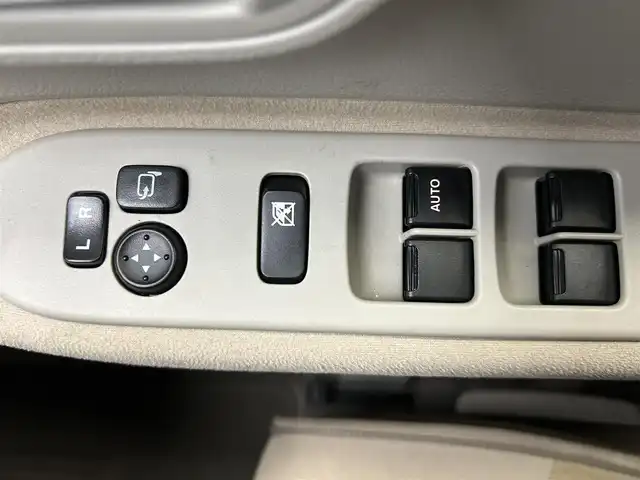 スズキ ラパン X 鹿児島県 2017(平29)年 3.8万km フレンチミントパールメタリック 社外7インチナビ(CN-RA03D)/バックカメラ/フルセグTV/ビルトインETC/アイドリングストップ/運転席シートヒーター/レーダーブレーキサポート/純正フロアマット/純正14インチアルミホイール/ドアバイザー/オートライト/キセノンヘッドライト/プッシュスタート/スマートキー/横滑り防止装置/盗難防止装置