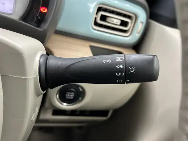 スズキ ラパン X 鹿児島県 2017(平29)年 3.8万km フレンチミントパールメタリック 社外7インチナビ(CN-RA03D)/バックカメラ/フルセグTV/ビルトインETC/アイドリングストップ/運転席シートヒーター/レーダーブレーキサポート/純正フロアマット/純正14インチアルミホイール/ドアバイザー/オートライト/キセノンヘッドライト/プッシュスタート/スマートキー/横滑り防止装置/盗難防止装置
