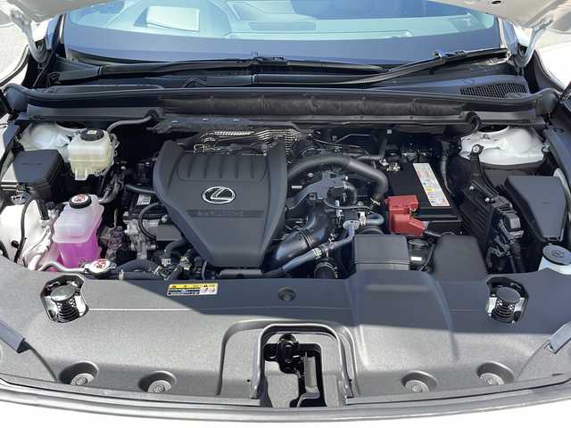レクサス ＲＸ 350 バージョンL 佐賀県 2024(令6)年 0.2万km ソニッククォーツ 純正ナビ/Bluetooth/USB/フルセグテレビ/衝突軽減システム/全周囲モニター/アイドリングストップ/パーキングアシスト/クルーズコントロール/ブレーキホールド/サンルーフ/前席パワーシート/全席シートヒーター/全席エアシート/シートメモリ/パドルシフト/ステアリングスイッチ/電格ミラー/クリアランスソナー/安心降車アシスト/記録簿R７/取扱説明書