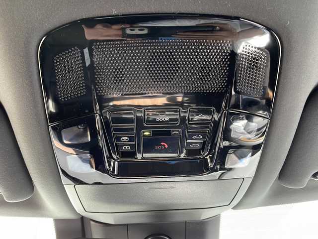 レクサス ＲＸ 350 バージョンL 佐賀県 2024(令6)年 0.2万km ソニッククォーツ 純正ナビ/Bluetooth/USB/フルセグテレビ/衝突軽減システム/全周囲モニター/アイドリングストップ/パーキングアシスト/クルーズコントロール/ブレーキホールド/サンルーフ/前席パワーシート/全席シートヒーター/全席エアシート/シートメモリ/パドルシフト/ステアリングスイッチ/電格ミラー/クリアランスソナー/安心降車アシスト/記録簿R７/取扱説明書