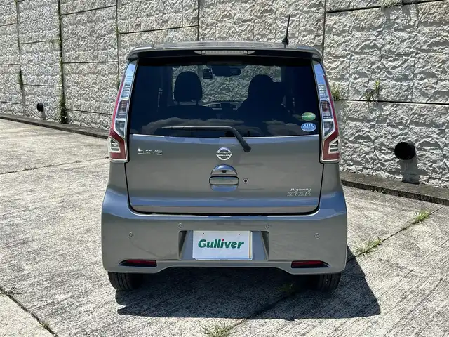 日産 デイズ ハイウェイスターG ターボ 長崎県 2018(平30)年 6.8万km チタニウムグレーメタリック 純正メモリナビ/(CD/DVD/BT/フルセグ)/全方位カメラ/衝突軽減ブレーキ/レーンアシスト/コーナーセンサー/クルーズコントロール/前後ドライブレコーダー/ETC/オートライト/オートハイビーム/純正15インチAW