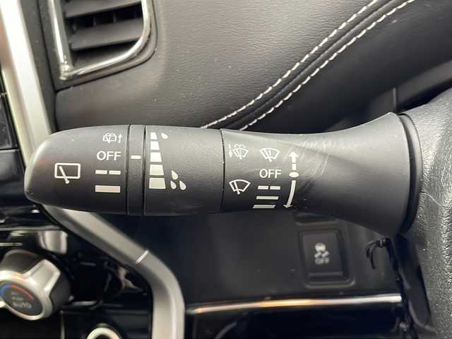 日産 セレナ ハイウェイスター 大分県 2016(平28)年 13.5万km ダイヤモンドブラック プロパイロット/・アダプティブクルーズコントロール/・レーンキープアシスト/BOSEスピーカー/パーキングアシスト/純正エアロ/フリップダウンモニター/純正9インチSDナビ/フルセグ/BT/DVD/SD/アラウンドビューモニター/デジタルインナーミラー/コーナーセンサー/衝突軽減ブレーキ/社外ドライブレコーダー/ビルトインETC/合否クロシート/サイドバイザー/純正フロアマット/保証書/取扱説明書/スペアキー